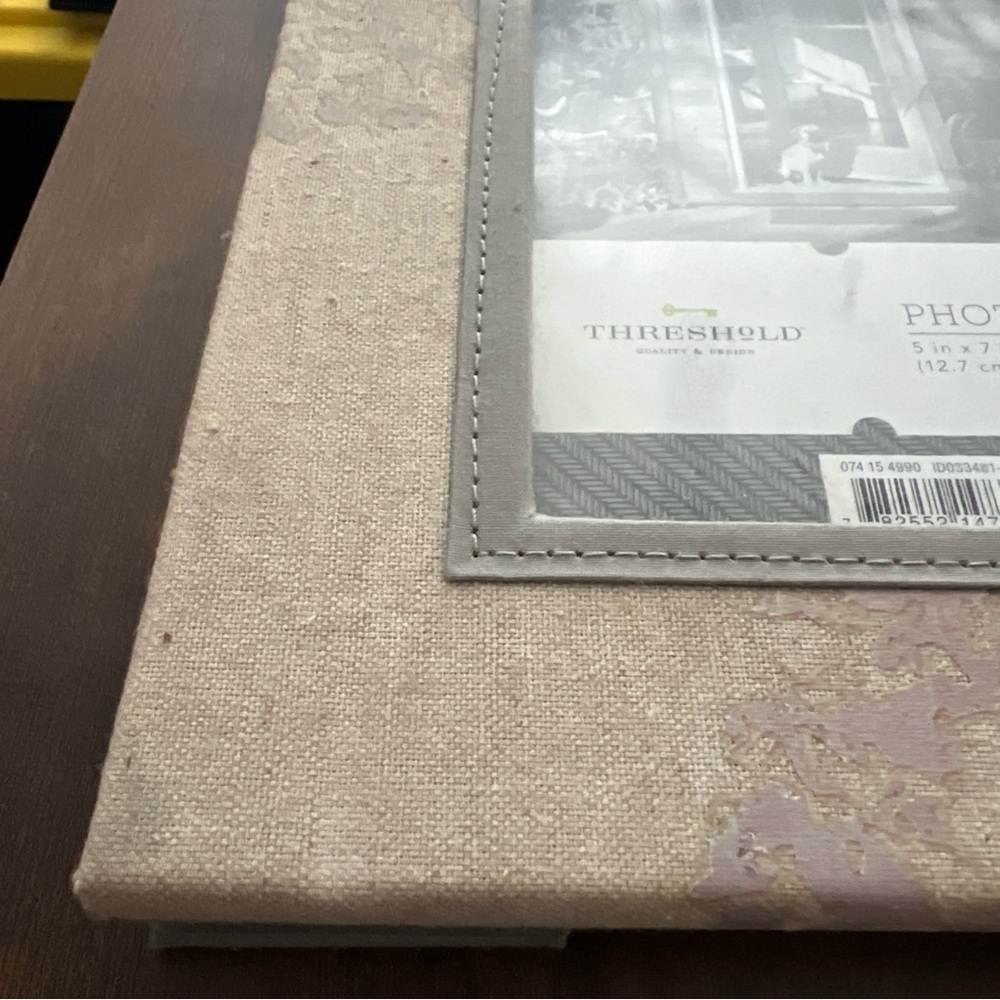 Threshold Multicolor Floral Photo Frame - Picture 9 of 10